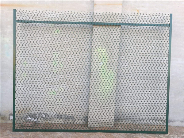 钢板网护栏网