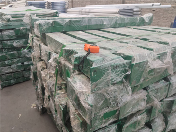 广东汕头河流护栏网图片3